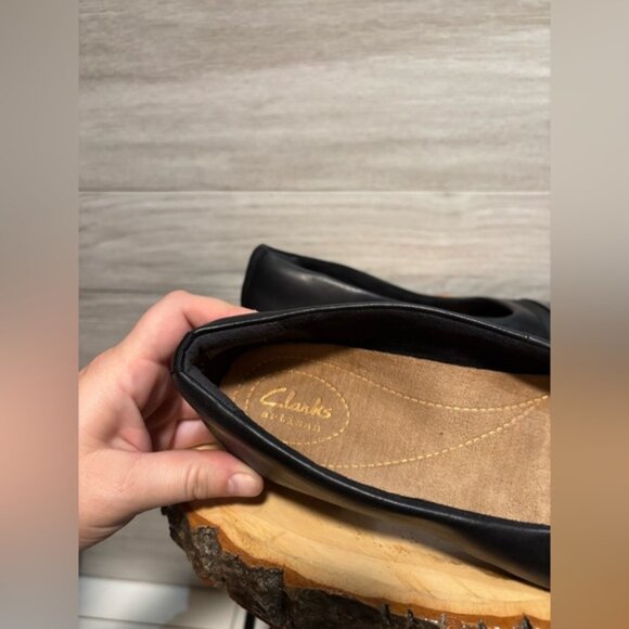 Clark’s Juliet Monte black leather slip on shoe size 5- like new! - Picture 5 of 8